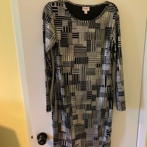 LuLaRoe Debbie Dress